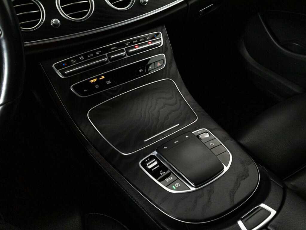 Mercedes-Benz E-Класс с пробегом — 2020 год. Фото: #15