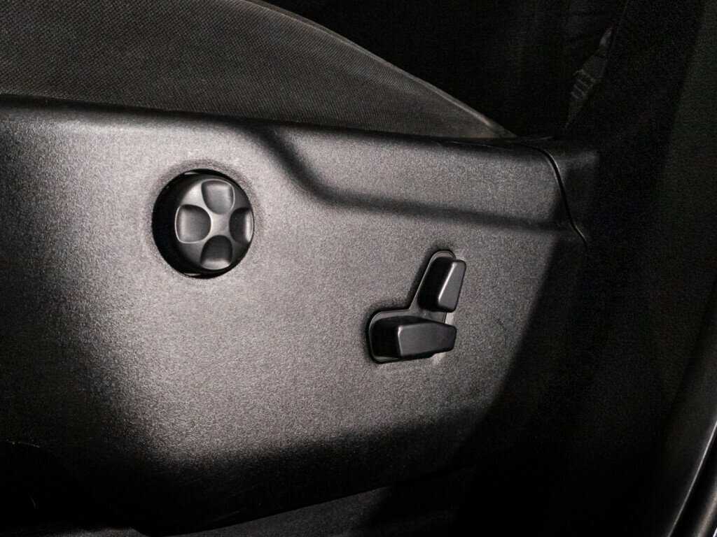 Jeep Grand Cherokee с пробегом — 2013 год. Фото: #16