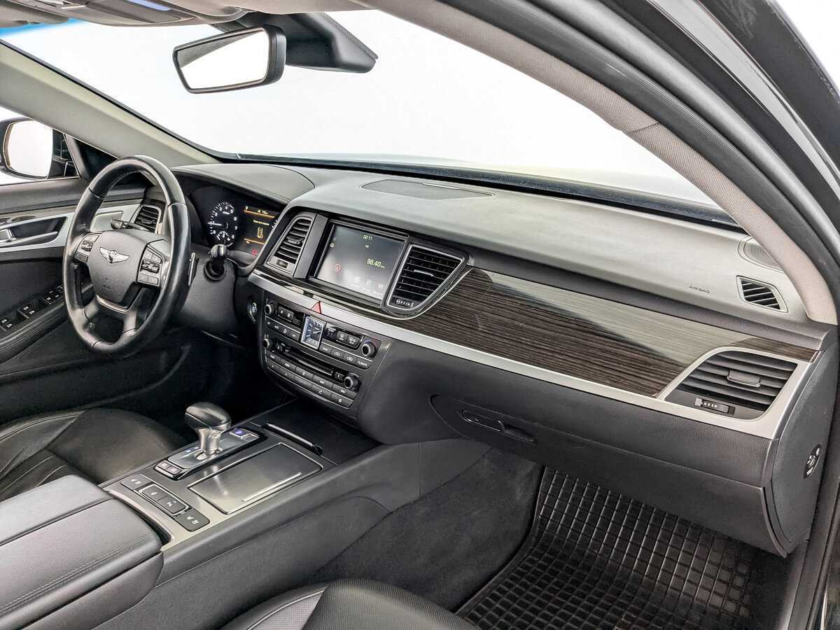 Genesis G80 с пробегом — 2019 год. Фото: #10
