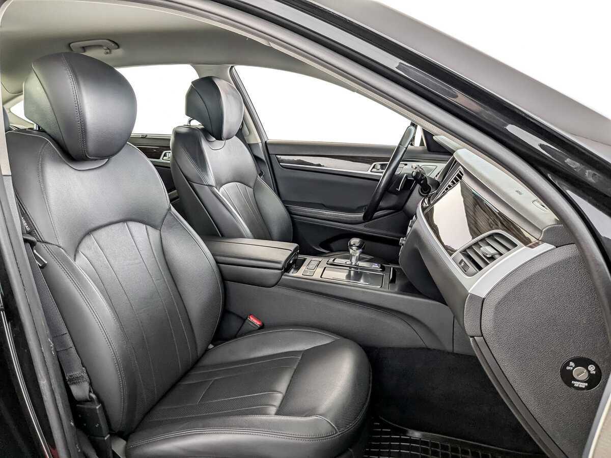 Genesis G80 с пробегом — 2019 год. Фото: #23