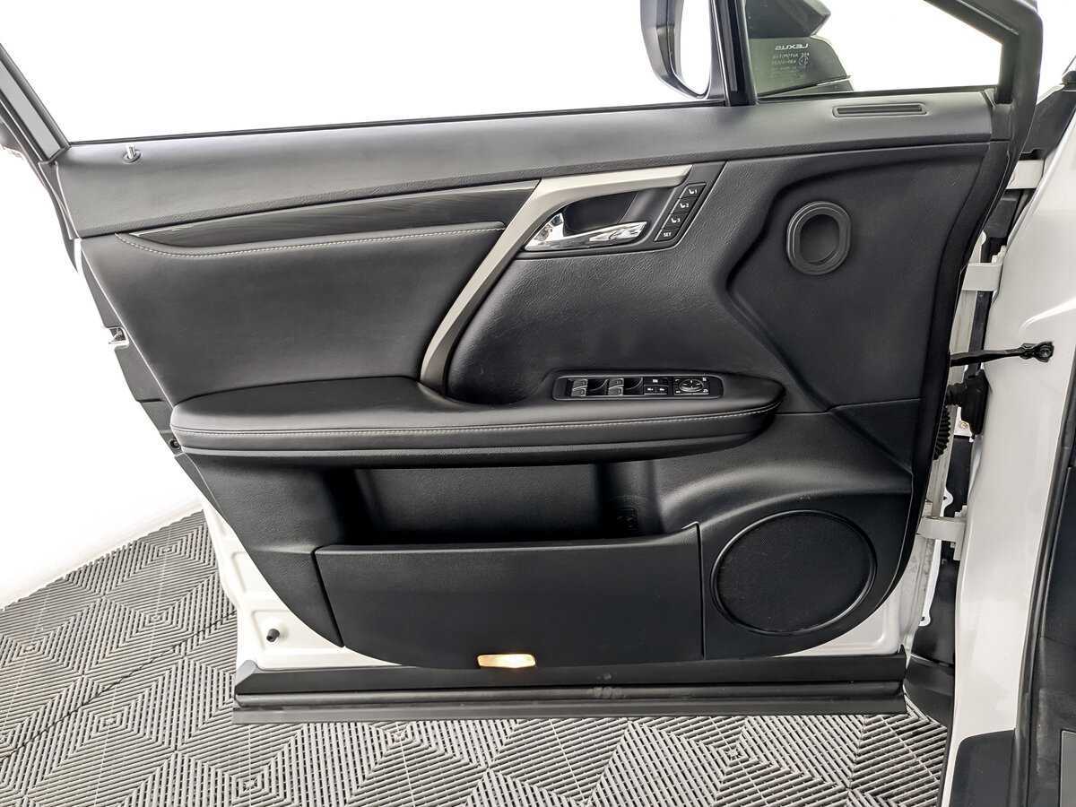 Lexus RX с пробегом — 2019 год. Фото: #16