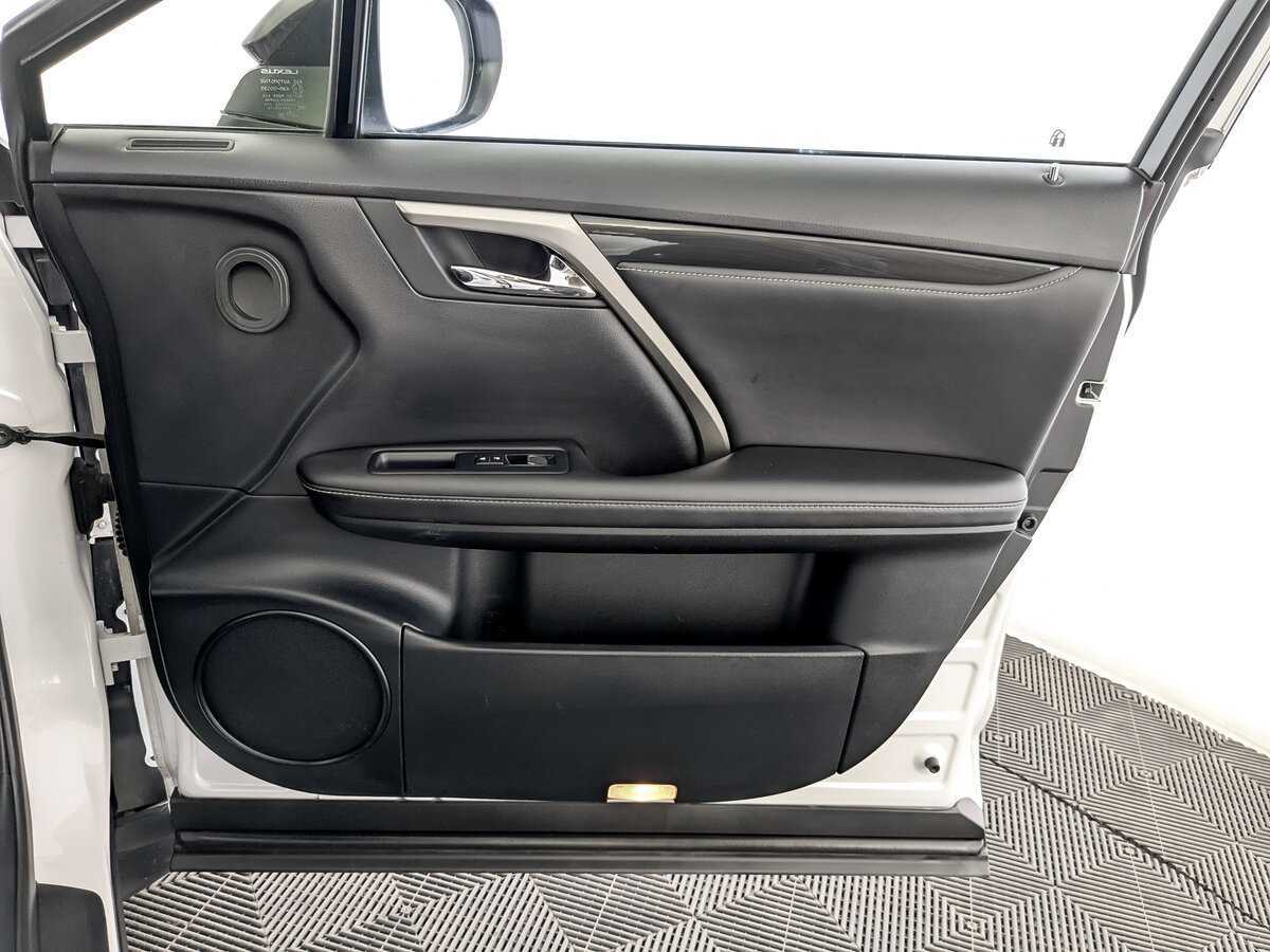 Lexus RX с пробегом — 2019 год. Фото: #24