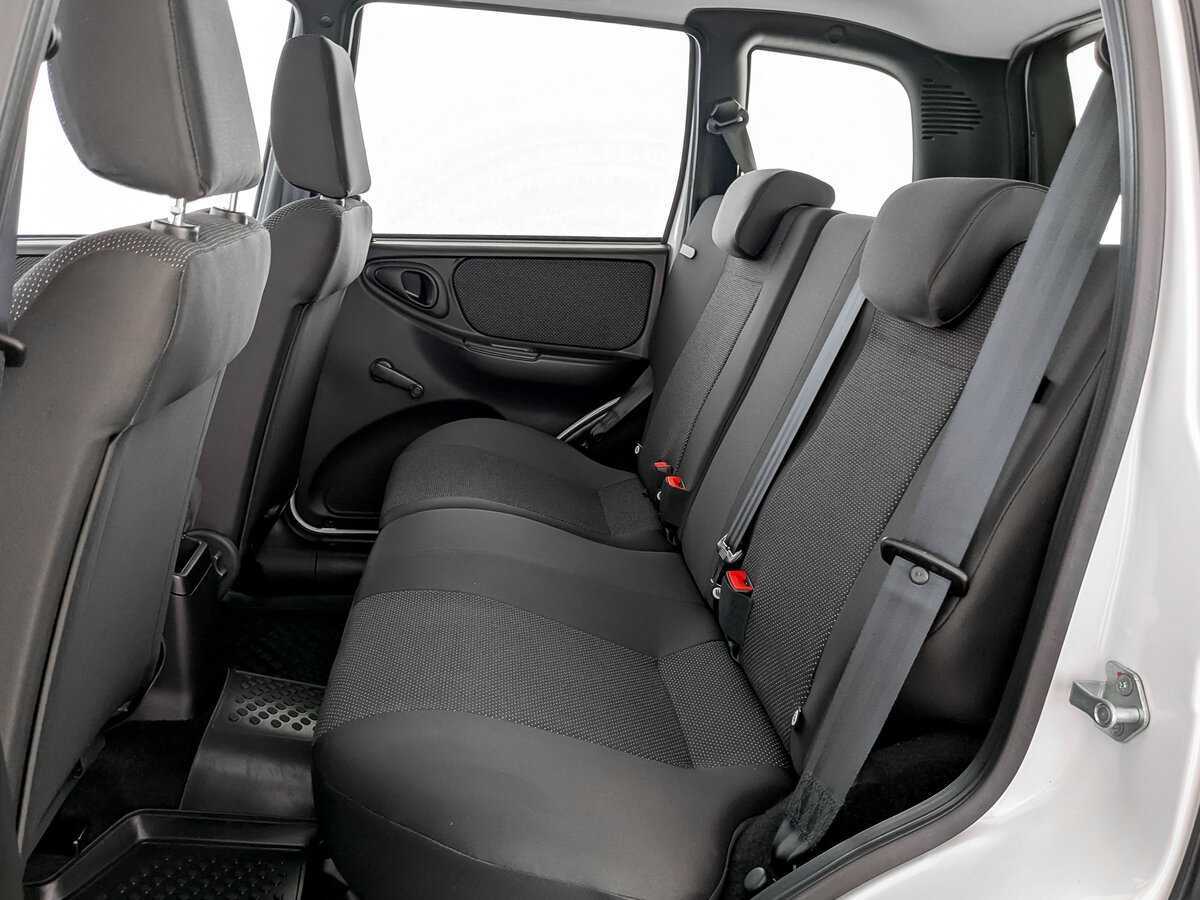 Lada (ВАЗ) Niva с пробегом — 2024 год. Фото: #11