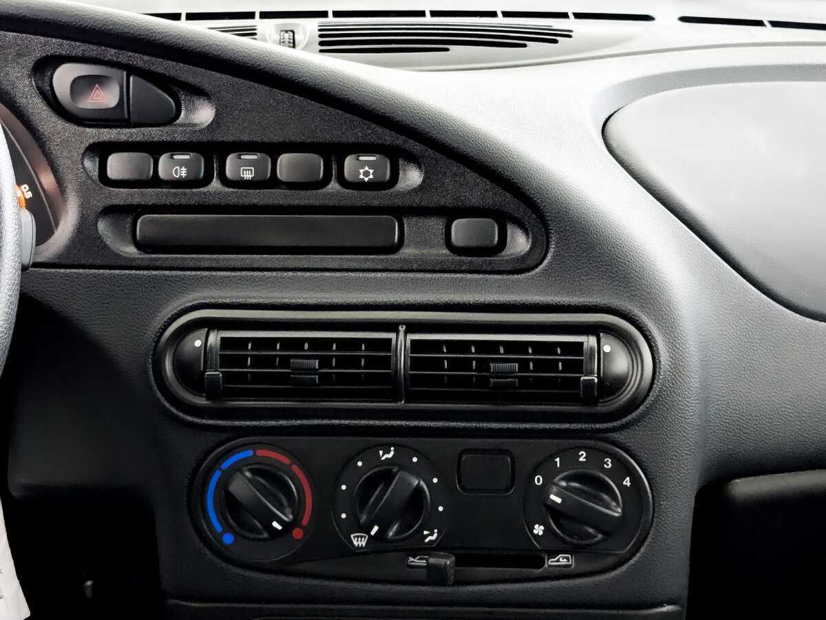 Lada (ВАЗ) Niva с пробегом — 2024 год. Фото: #14