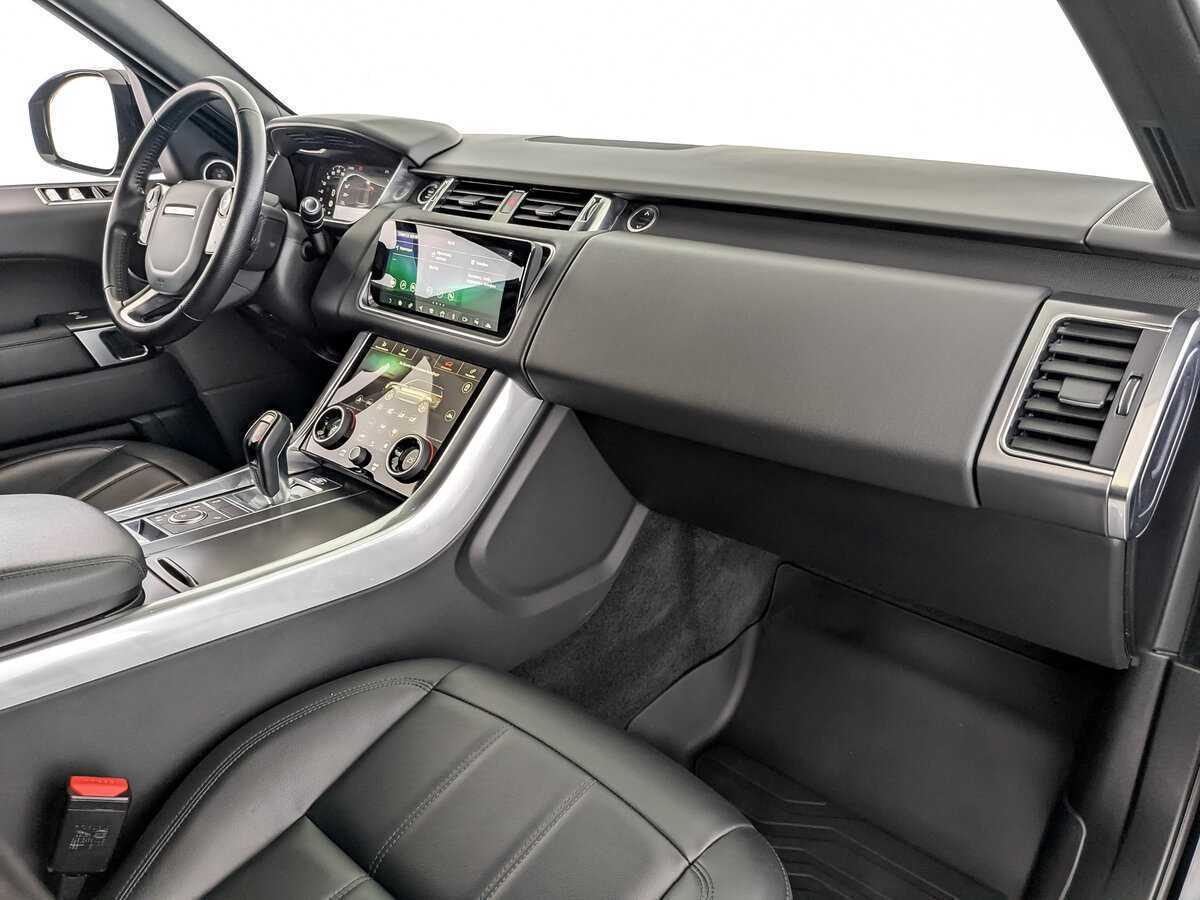 Land Rover Range Rover Sport с пробегом — 2020 год. Фото: #10