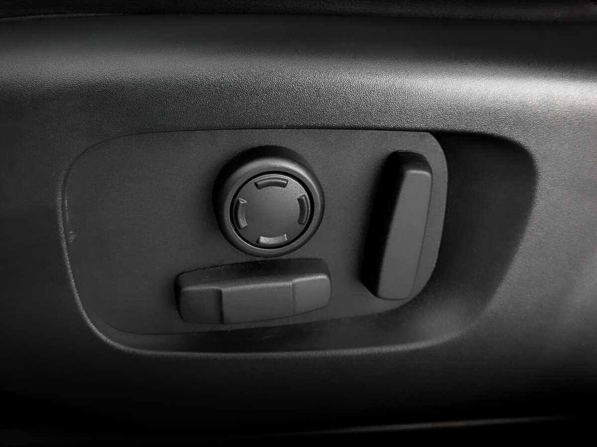 Land Rover Range Rover Sport с пробегом — 2020 год. Фото: #21