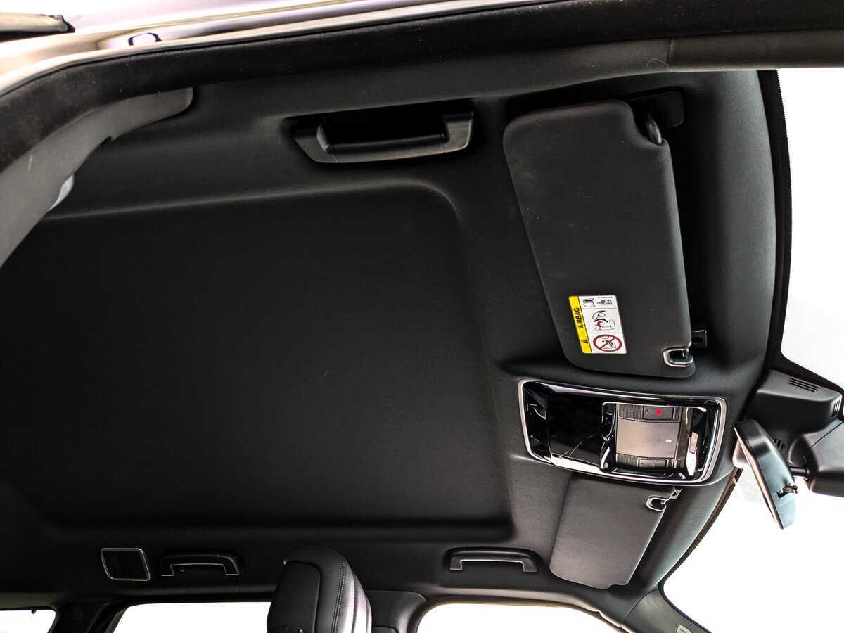 Land Rover Range Rover Sport с пробегом — 2020 год. Фото: #23