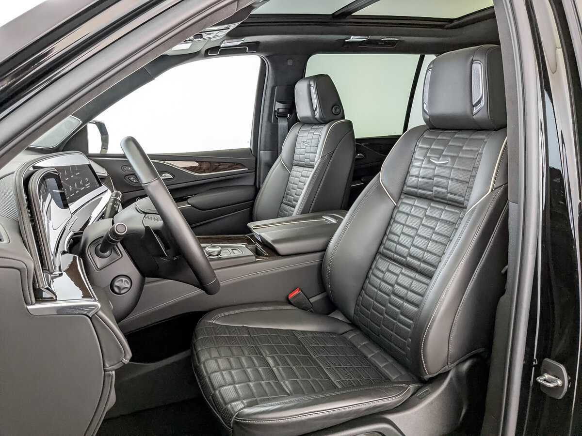 Cadillac Escalade с пробегом — 2022 год. Фото: #19