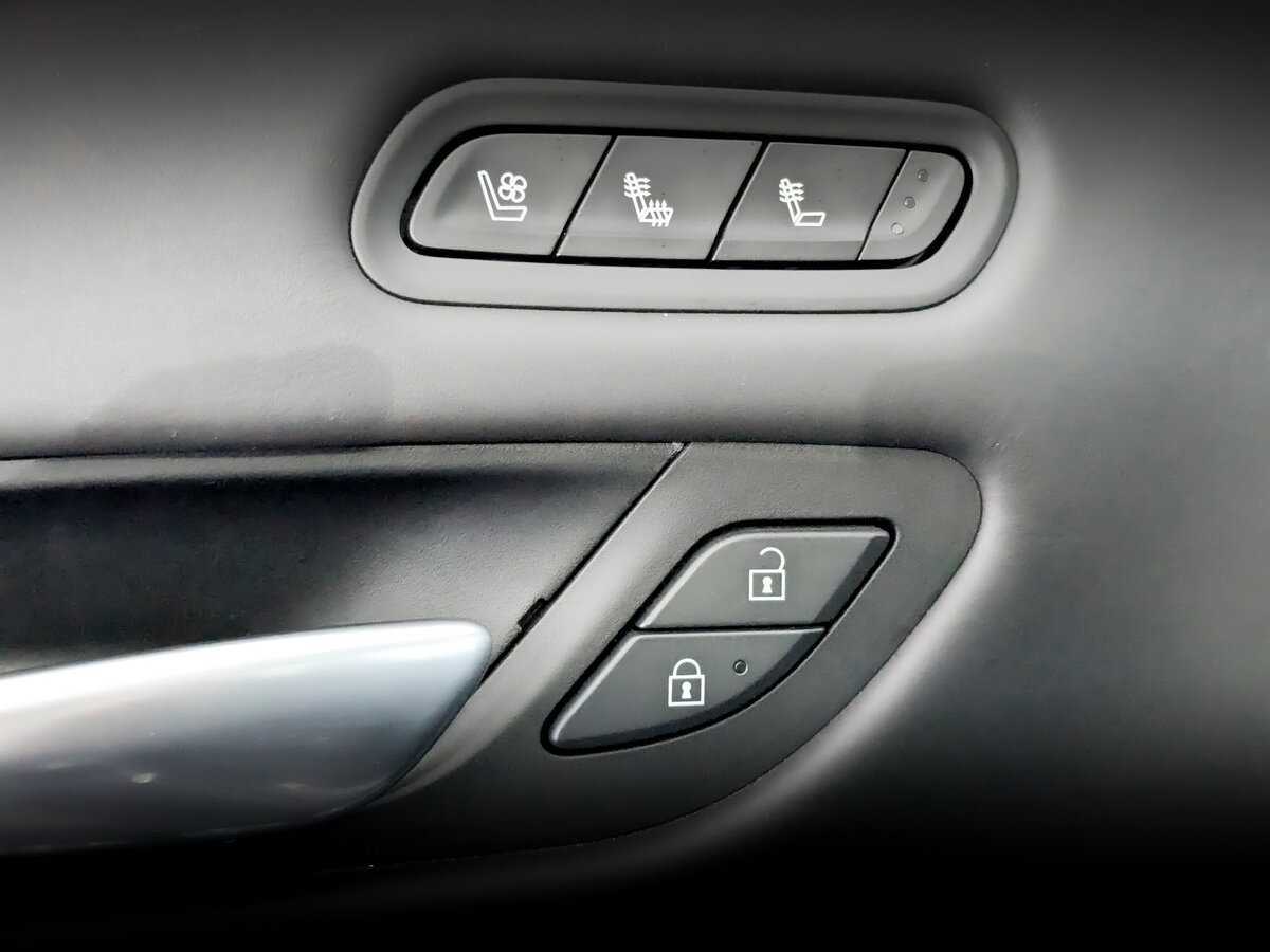 Cadillac Escalade с пробегом — 2022 год. Фото: #21