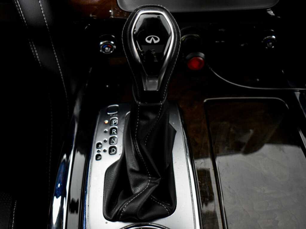 Infiniti QX80 с пробегом — 2018 год. Фото: #7