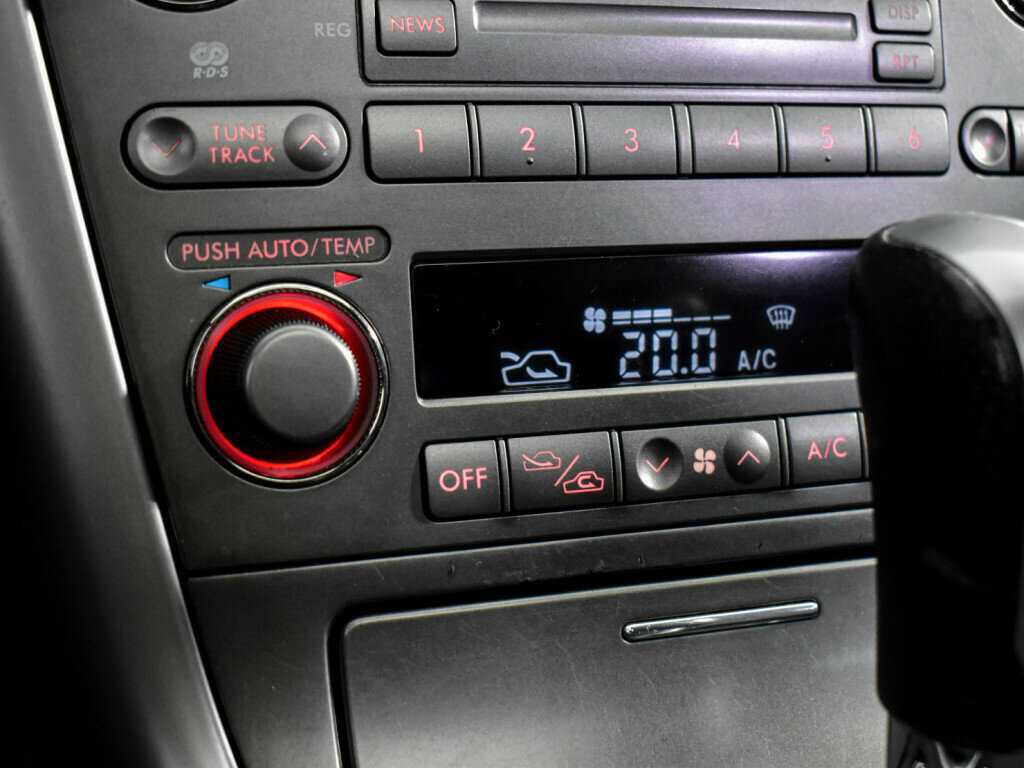 Subaru Legacy с пробегом — 2005 год. Фото: #19