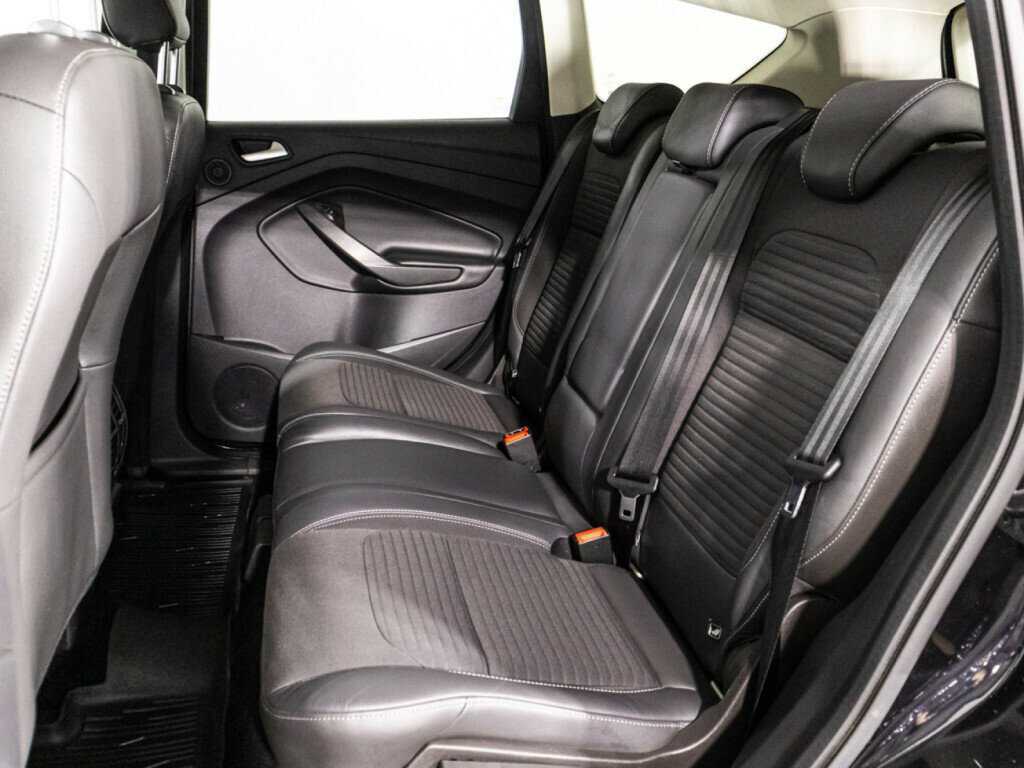 Ford Kuga с пробегом — 2017 год. Фото: #9