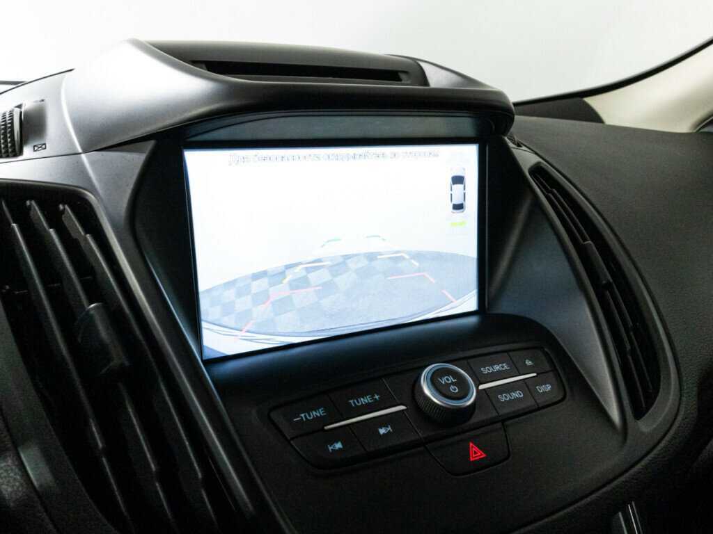 Ford Kuga с пробегом — 2017 год. Фото: #16