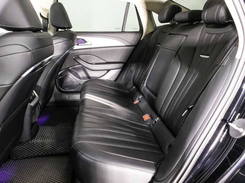 Hongqi H5 с пробегом — 2023 год. Фото: #9