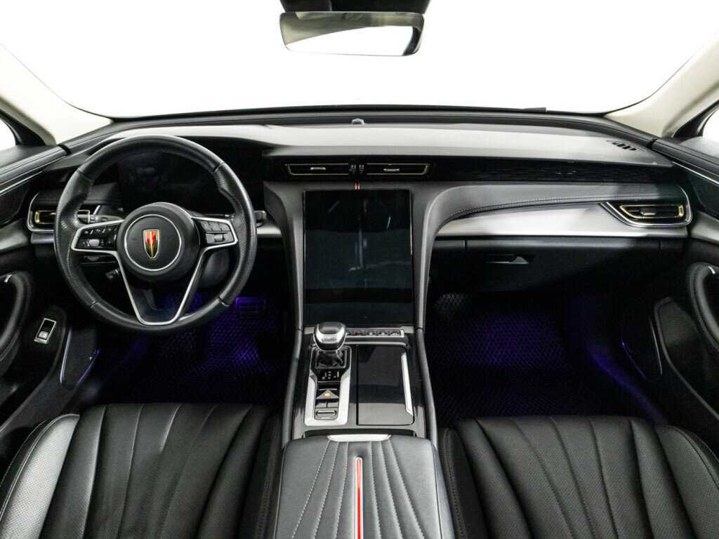 Hongqi H5 с пробегом — 2023 год. Фото: #12