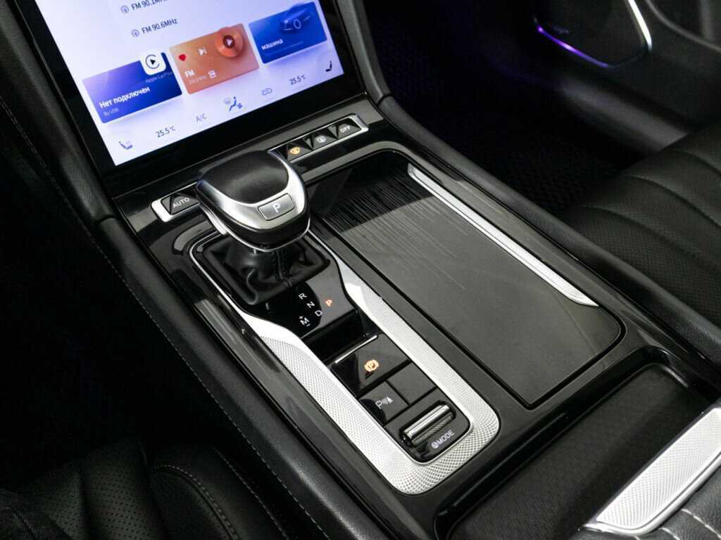 Hongqi H5 с пробегом — 2023 год. Фото: #16