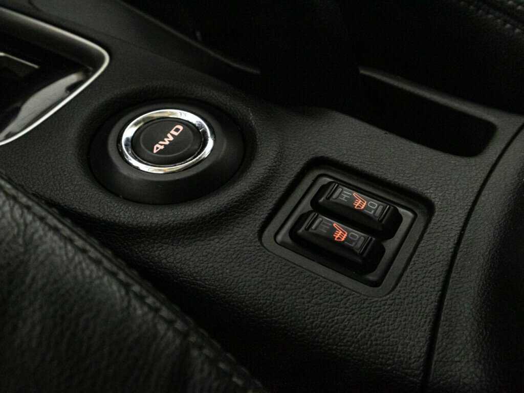 Mitsubishi Outlander с пробегом — 2012 год. Фото: #16