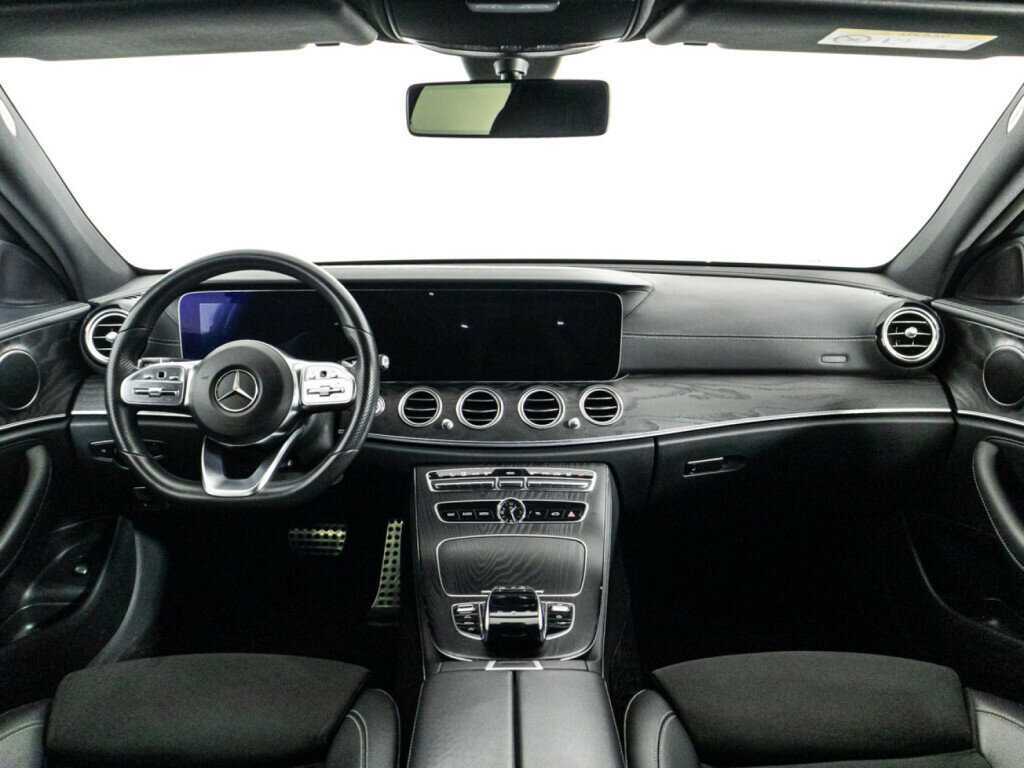 Mercedes-Benz E-Класс с пробегом — 2019 год. Фото: #12