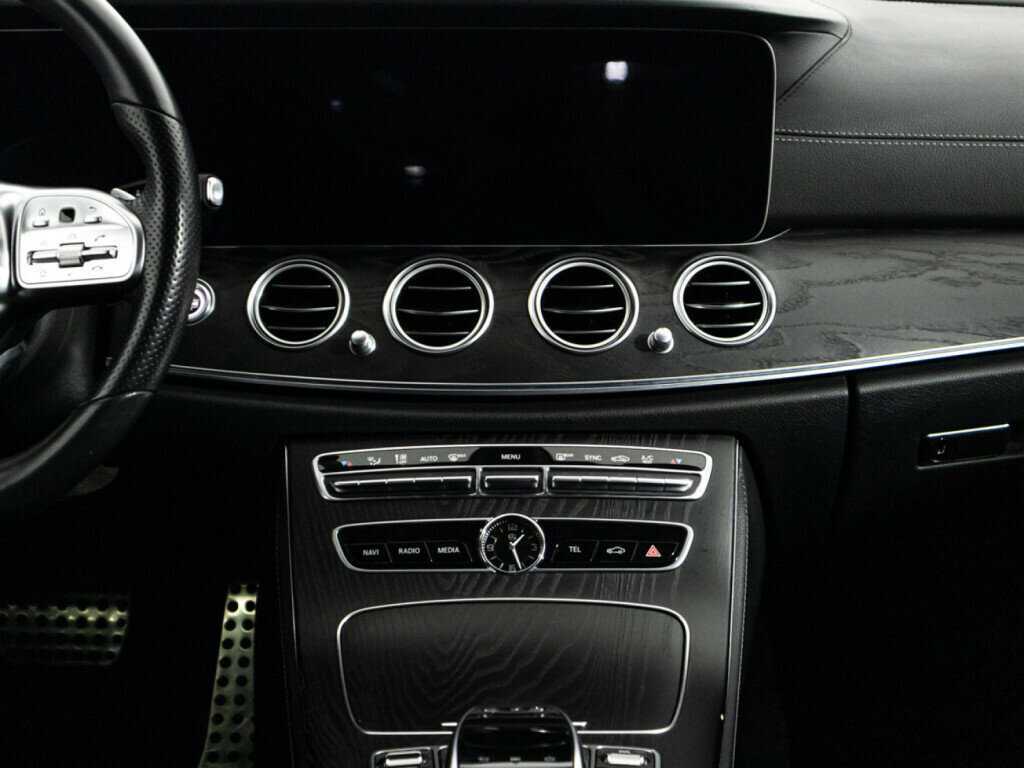 Mercedes-Benz E-Класс с пробегом — 2019 год. Фото: #13