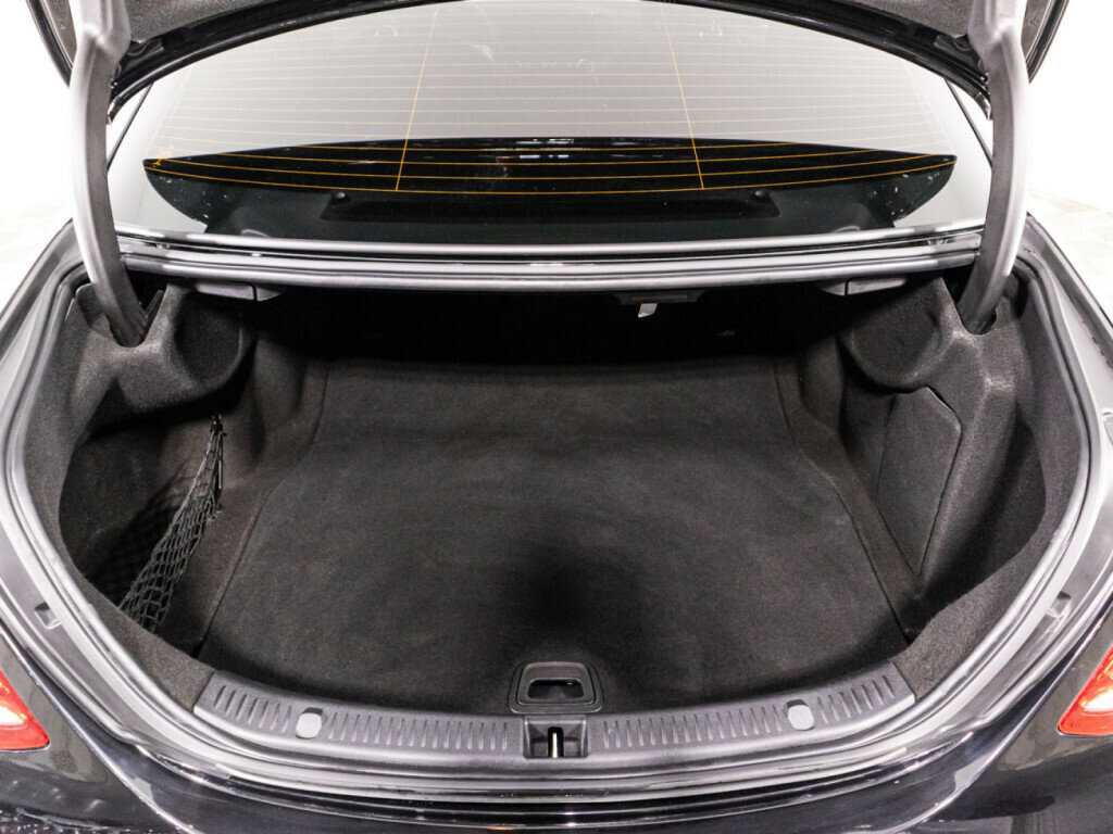 Mercedes-Benz E-Класс с пробегом — 2019 год. Фото: #14