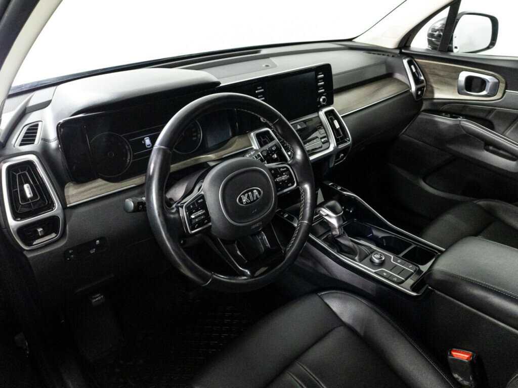 Kia Sorento с пробегом — 2020 год. Фото: #11