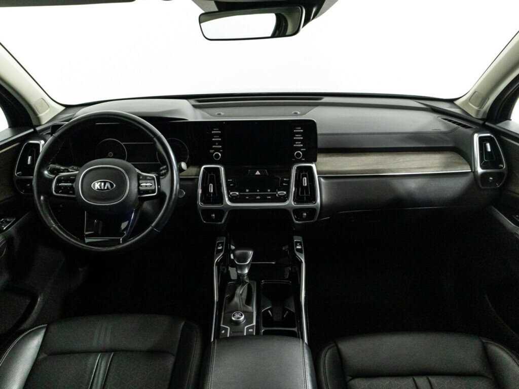 Kia Sorento с пробегом — 2020 год. Фото: #13