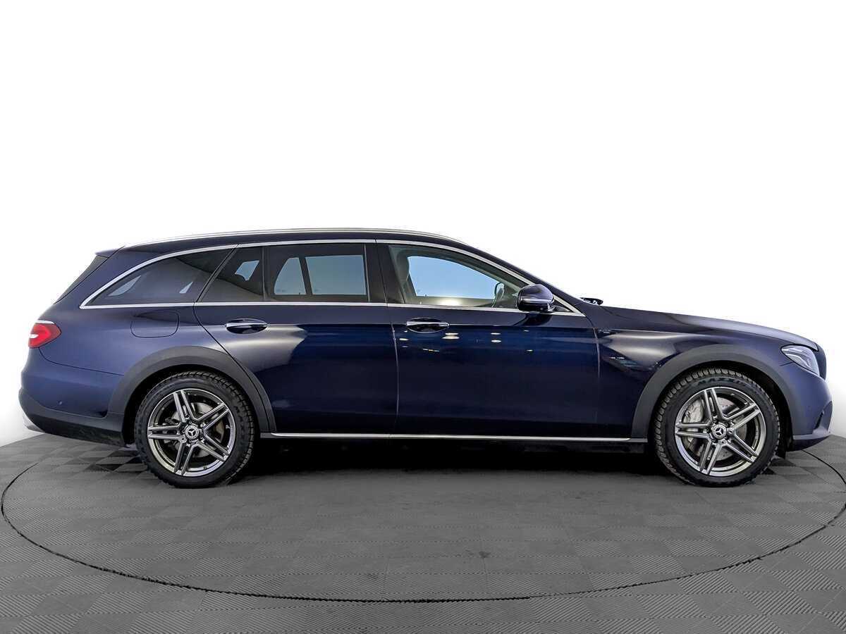 Mercedes-Benz E-Класс с пробегом — 2018 год. Фото: #3