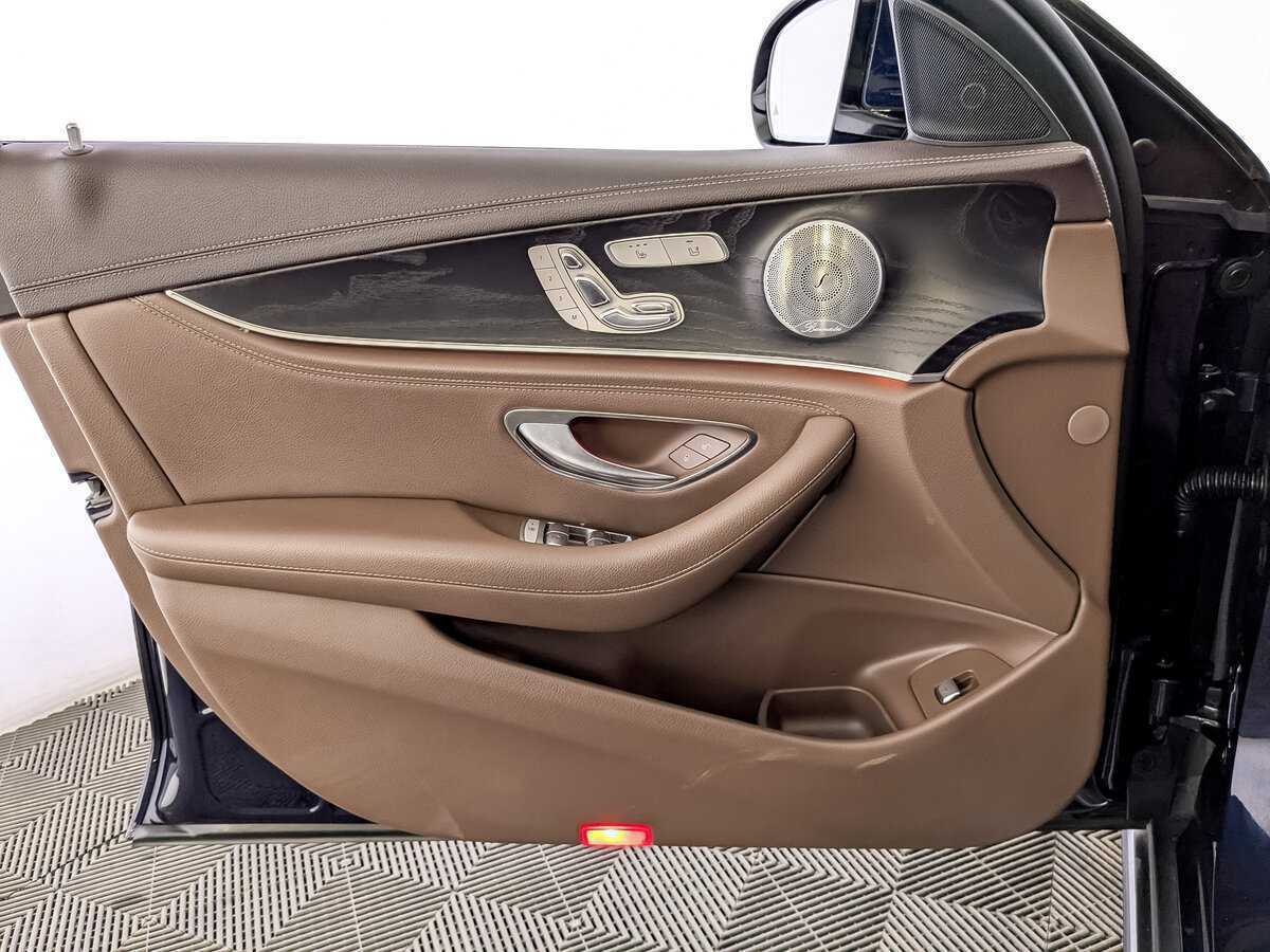 Mercedes-Benz E-Класс с пробегом — 2018 год. Фото: #18