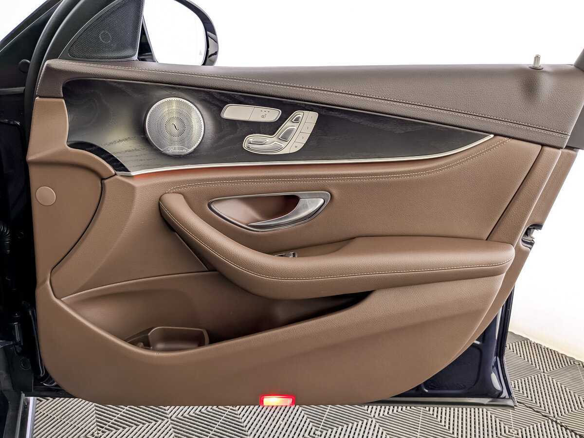Mercedes-Benz E-Класс с пробегом — 2018 год. Фото: #23