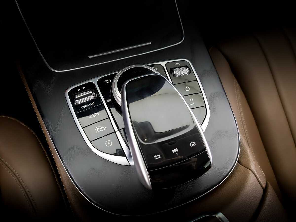 Mercedes-Benz E-Класс с пробегом — 2018 год. Фото: #26