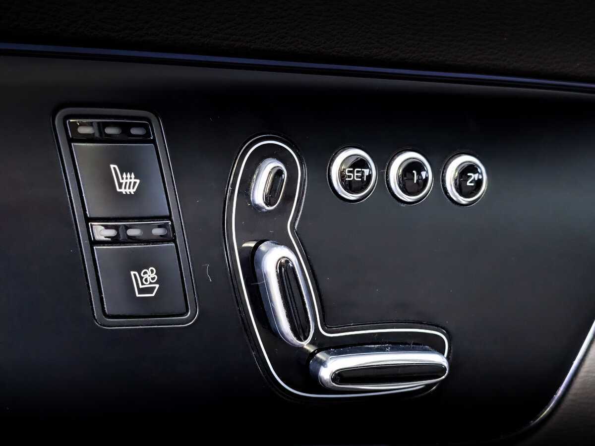 Kia Quoris с пробегом — 2013 год. Фото: #20