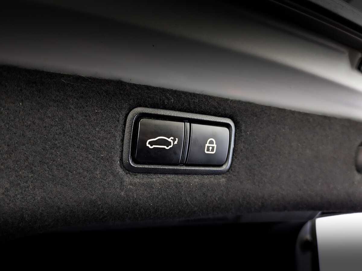 Kia Quoris с пробегом — 2013 год. Фото: #26