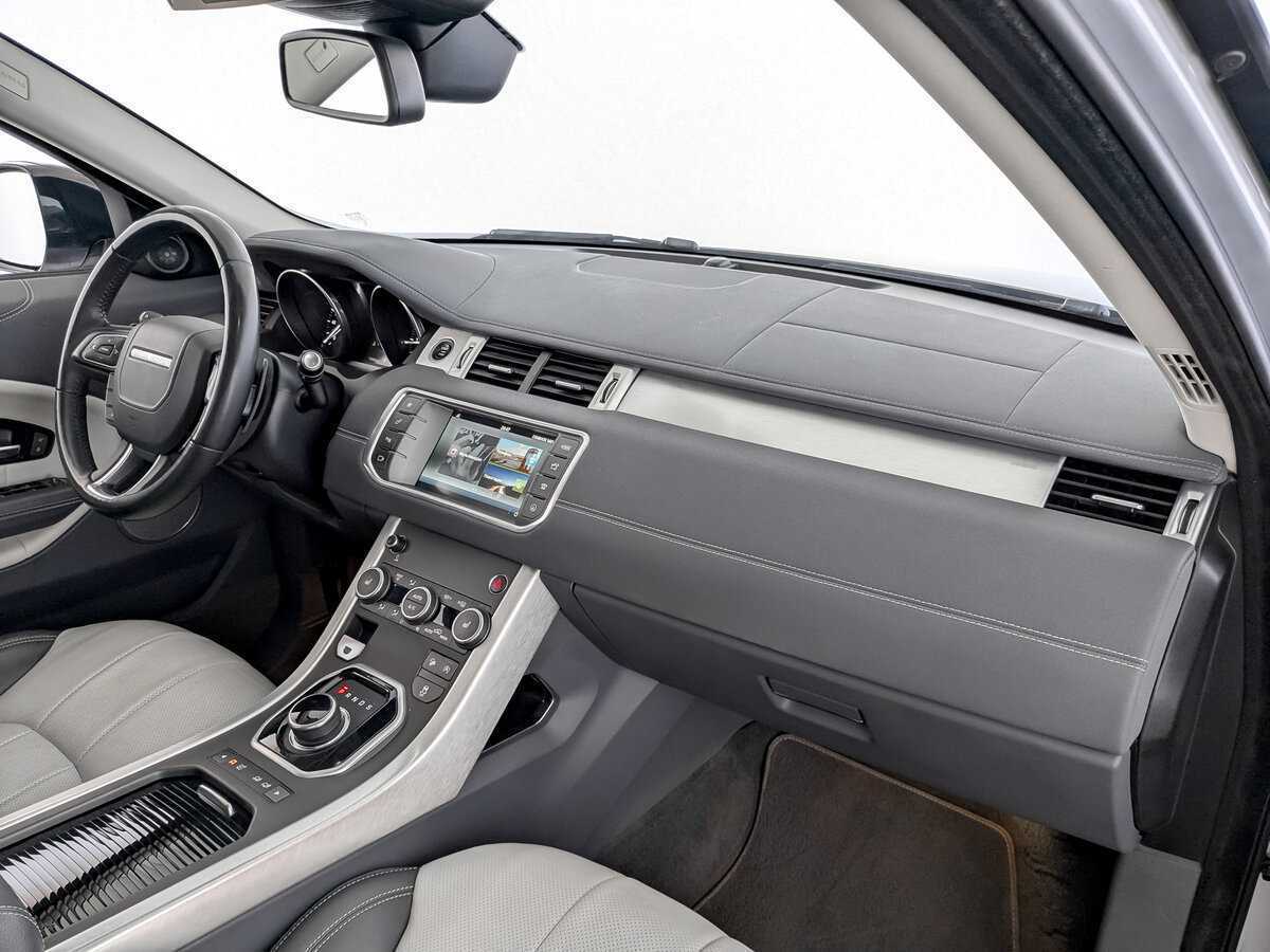 Land Rover Range Rover Evoque с пробегом — 2017 год. Фото: #10