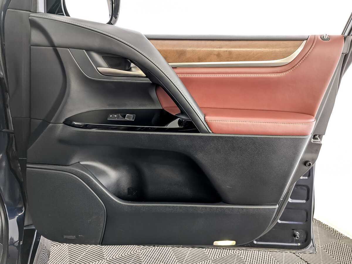 Lexus LX с пробегом — 2019 год. Фото: #25