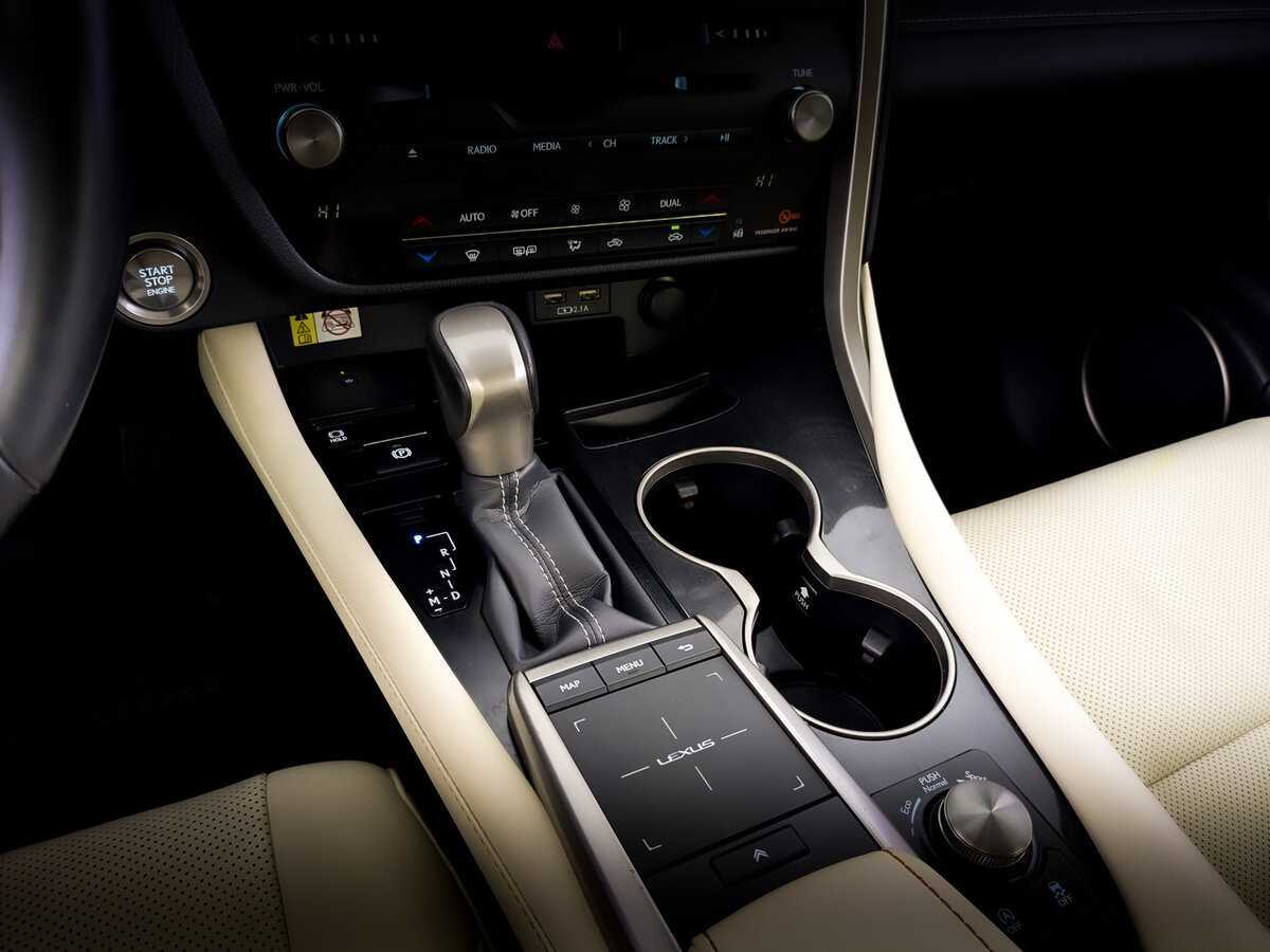 Lexus RX с пробегом — 2020 год. Фото: #25