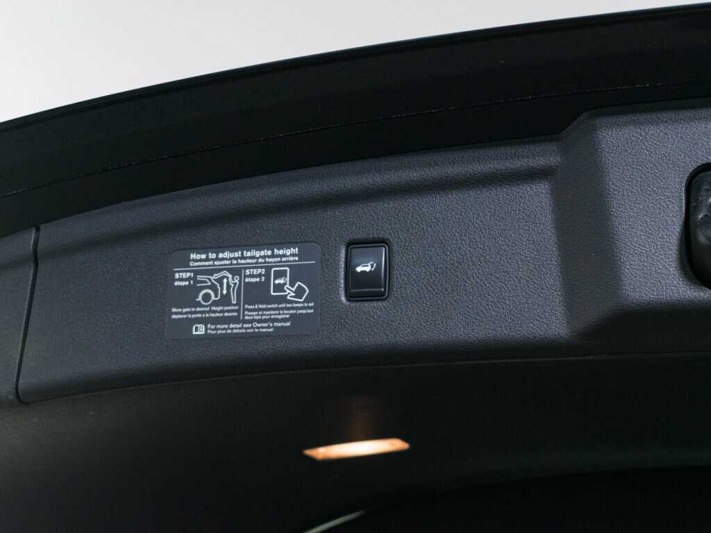 Infiniti QX50 с пробегом — 2018 год. Фото: #17