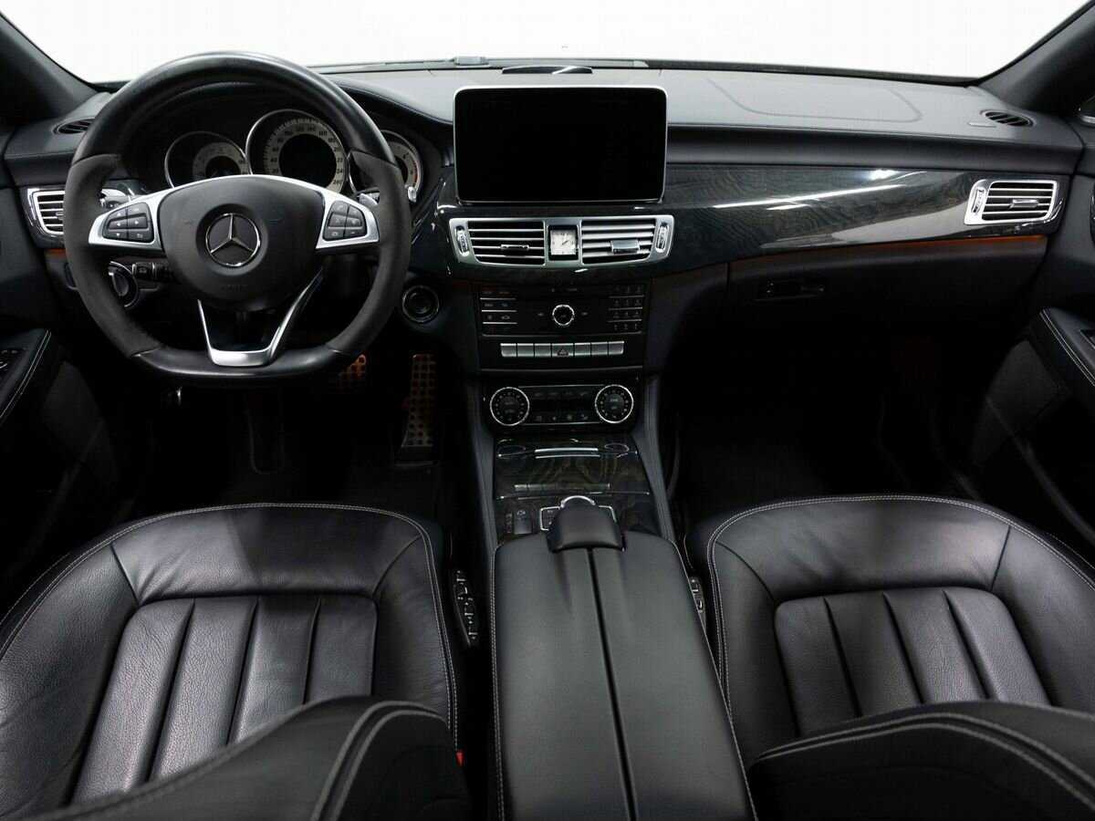Mercedes-Benz CLS с пробегом — 2017 год. Фото: #14