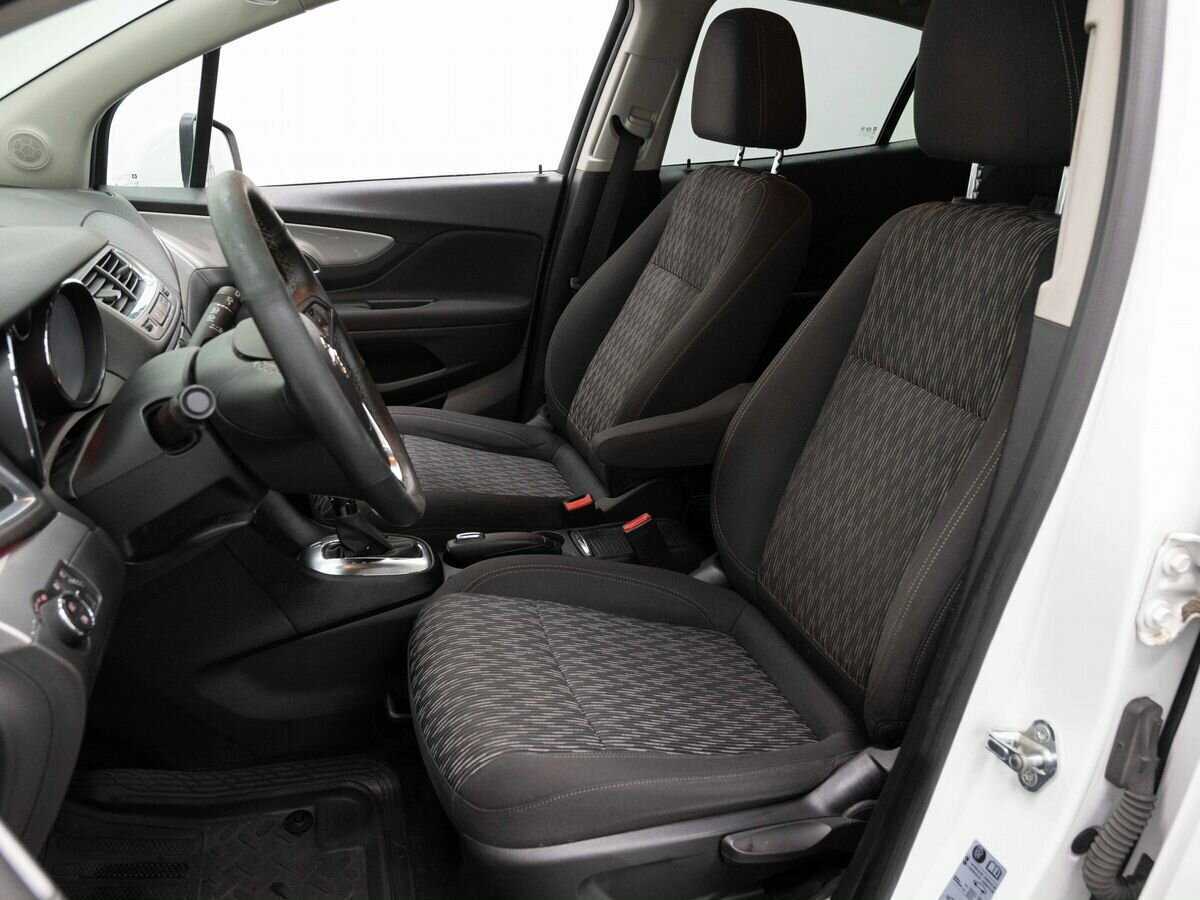 Opel Mokka с пробегом — 2013 год. Фото: #8