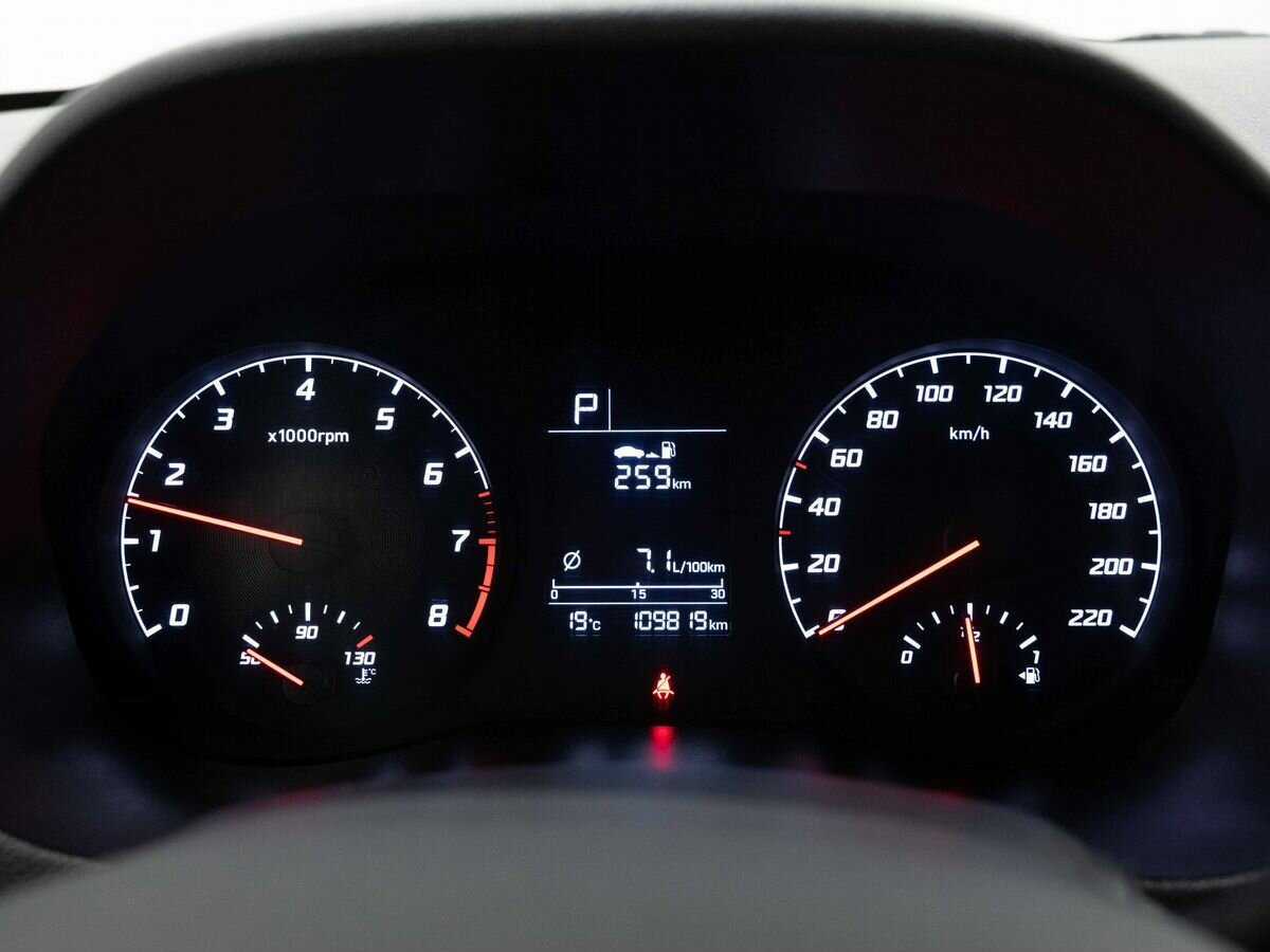 Hyundai Solaris с пробегом — 2020 год. Фото: #17