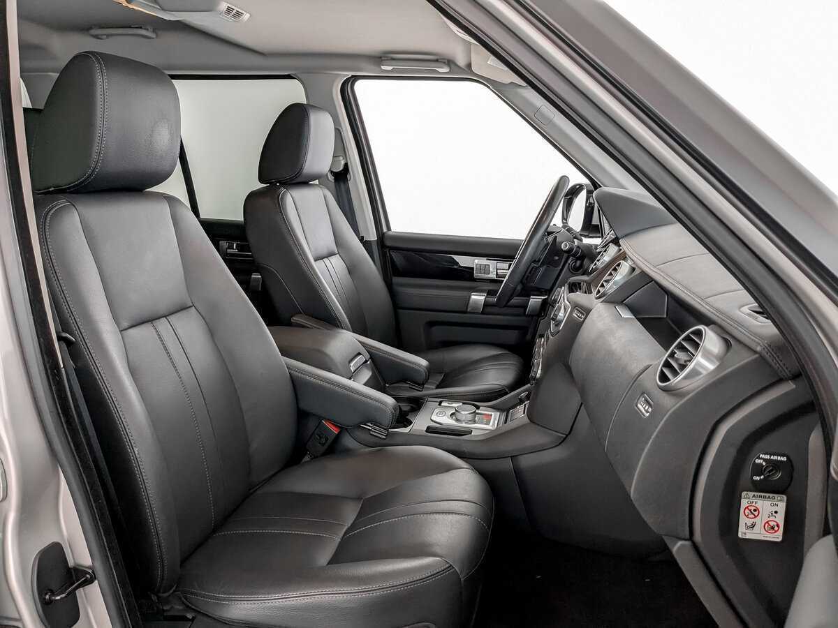 Land Rover Discovery с пробегом — 2015 год. Фото: #21