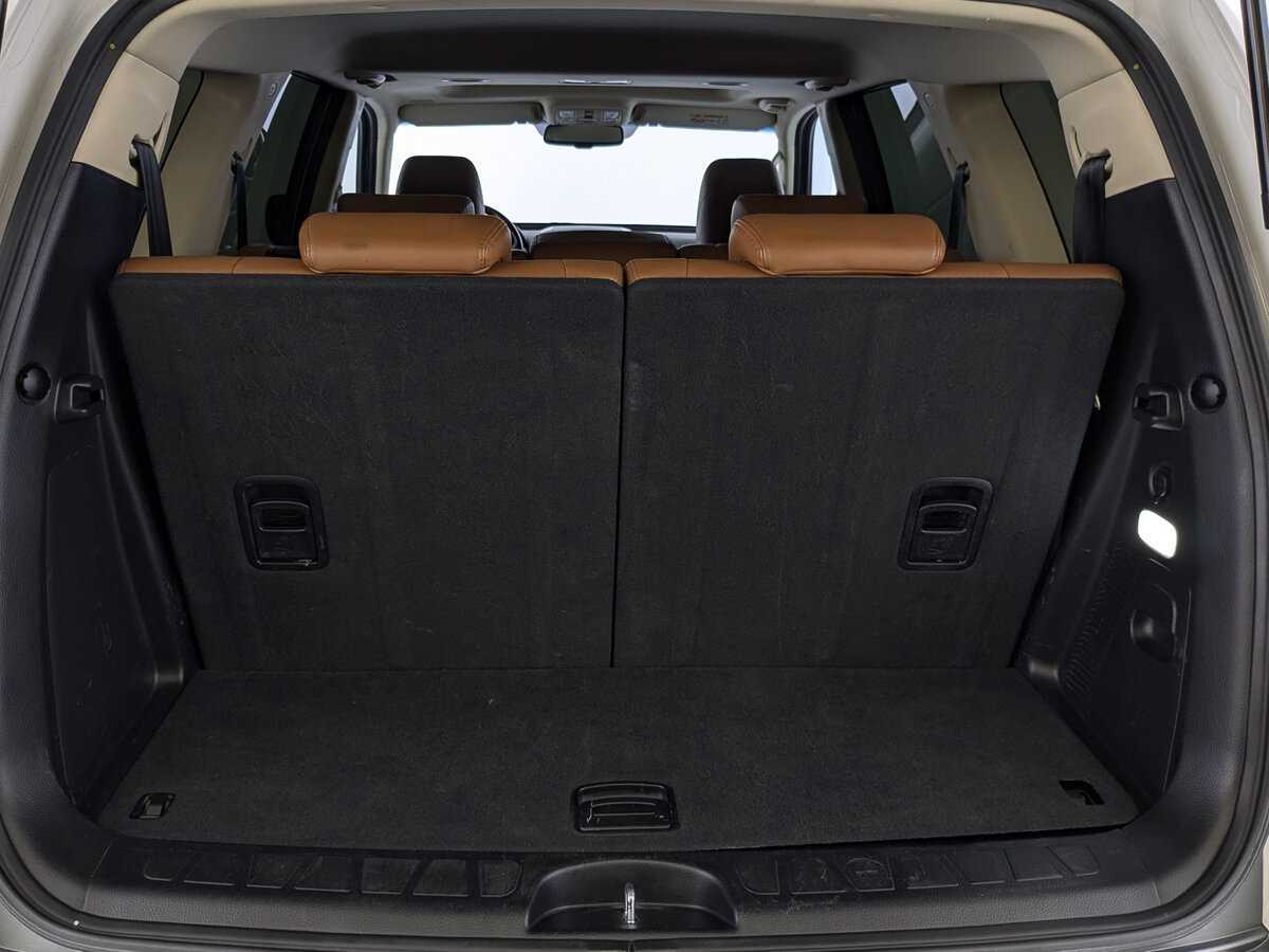 Kia Mohave с пробегом — 2019 год. Фото: #9