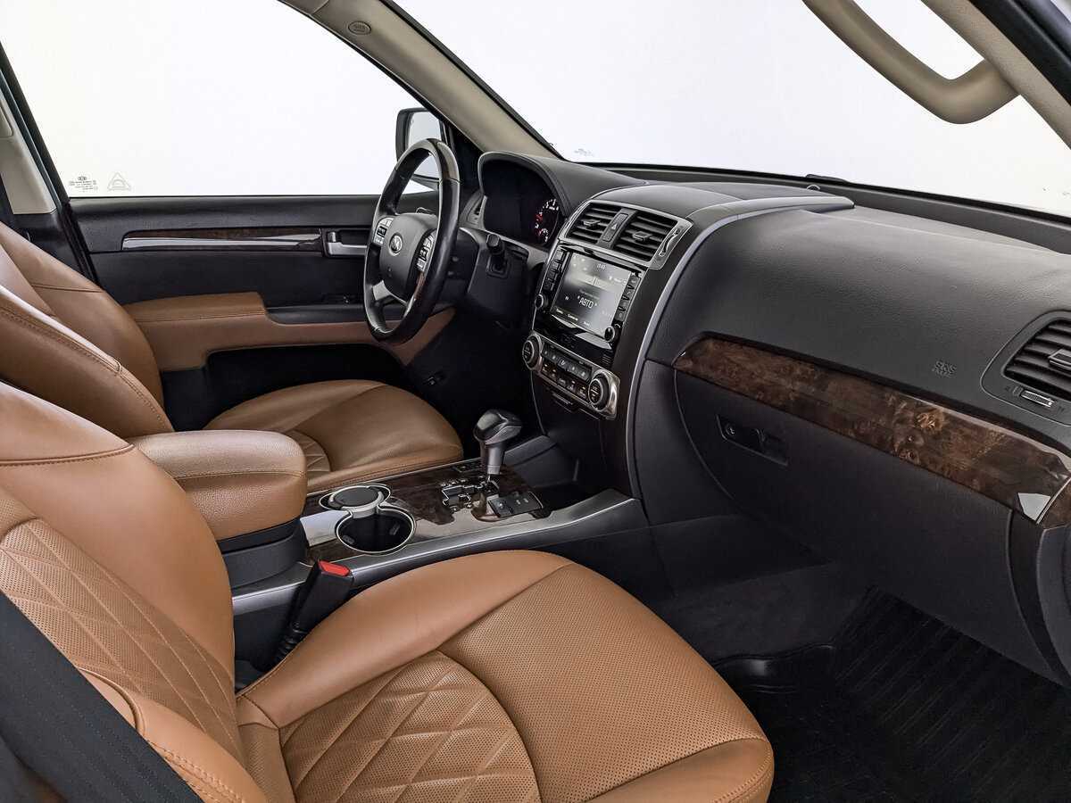 Kia Mohave с пробегом — 2019 год. Фото: #12