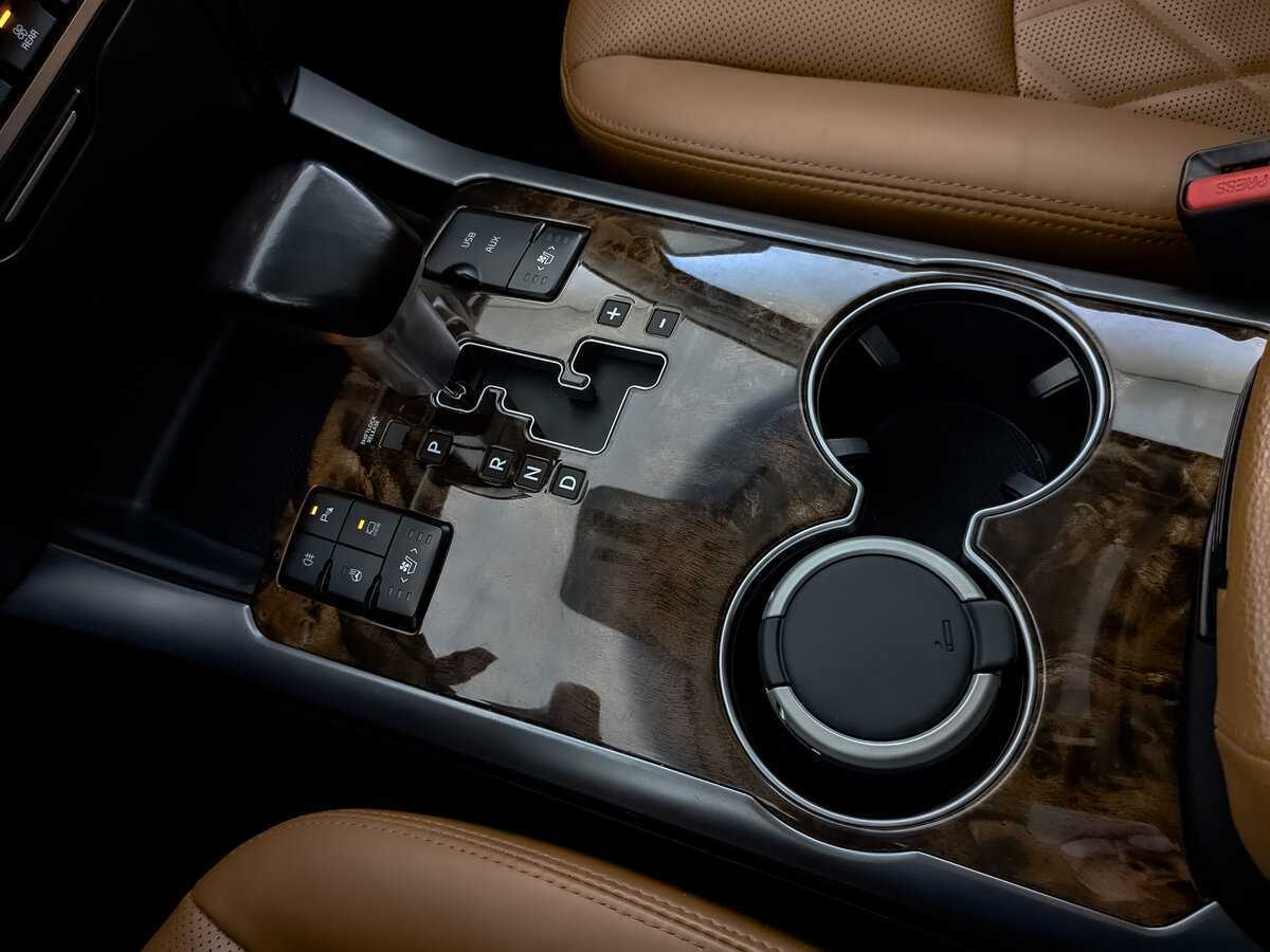 Kia Mohave с пробегом — 2019 год. Фото: #25