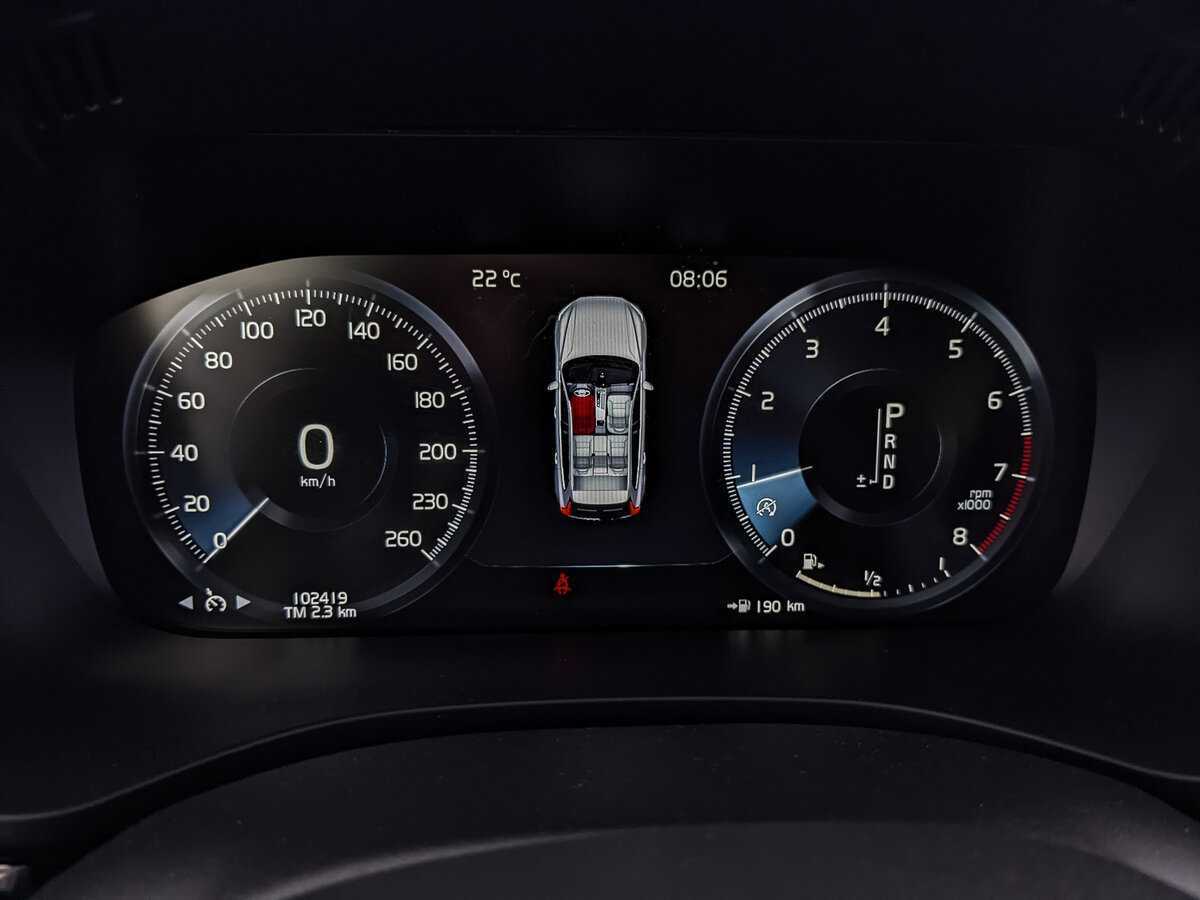 Volvo XC60 с пробегом — 2018 год. Фото: #12