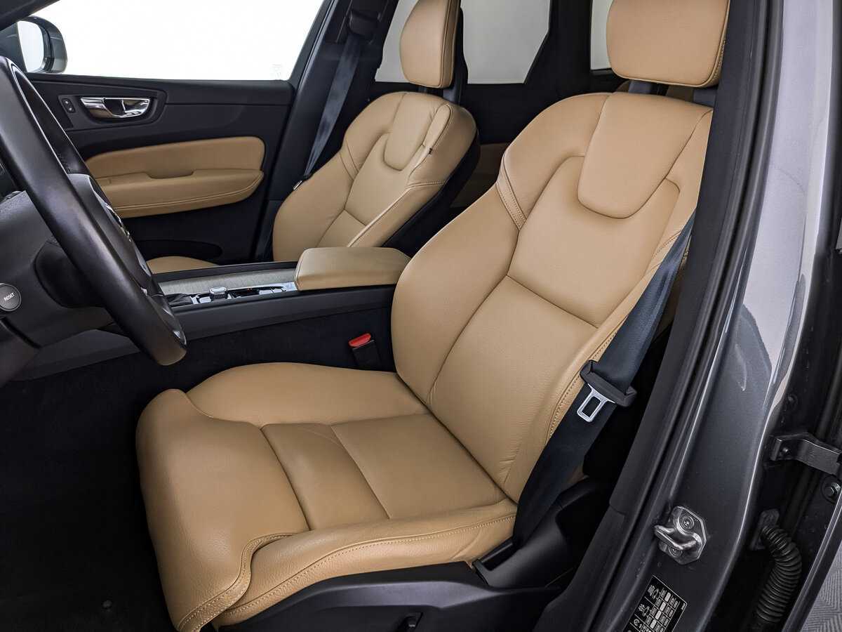 Volvo XC60 с пробегом — 2018 год. Фото: #16