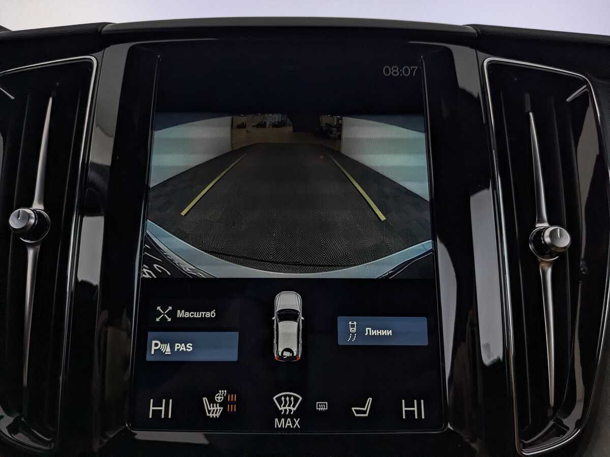 Volvo XC60 с пробегом — 2018 год. Фото: #23