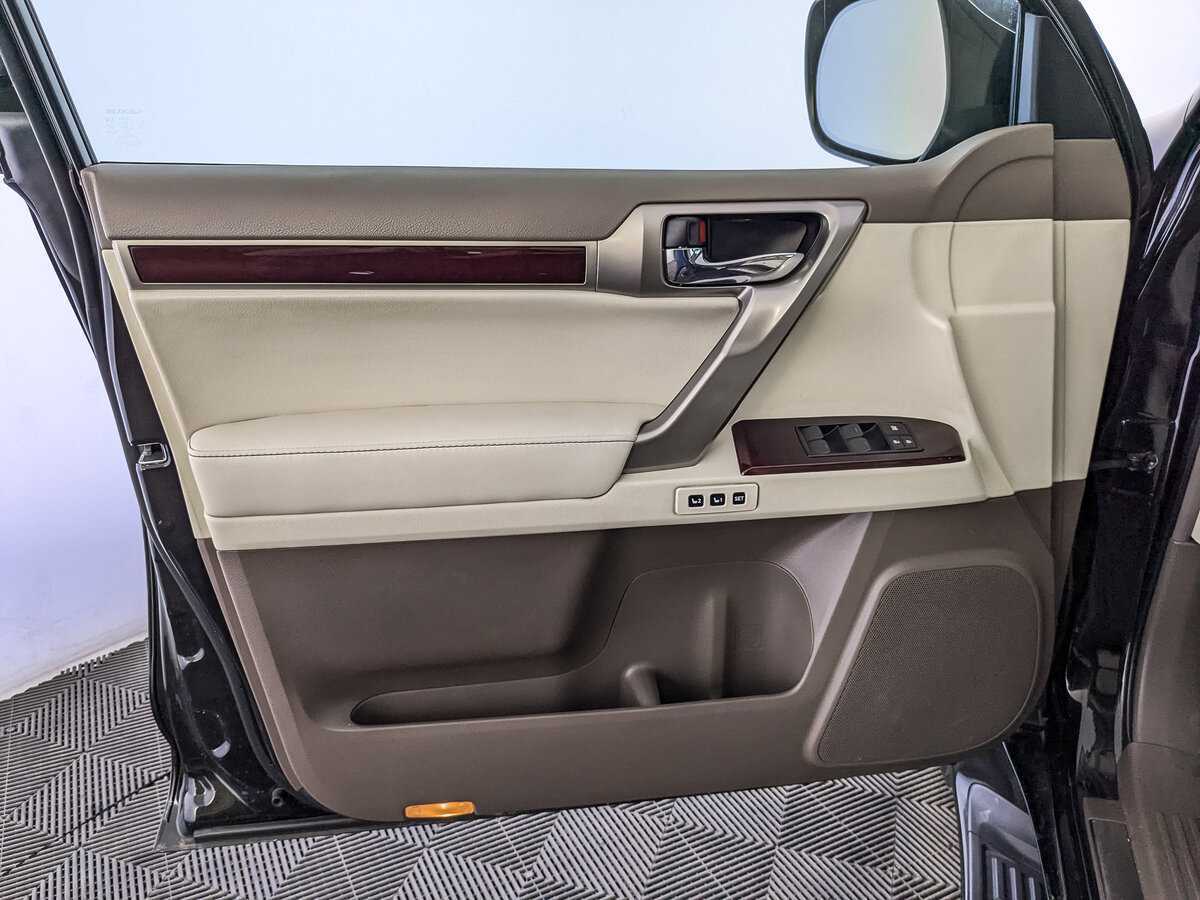 Lexus GX с пробегом — 2017 год. Фото: #18