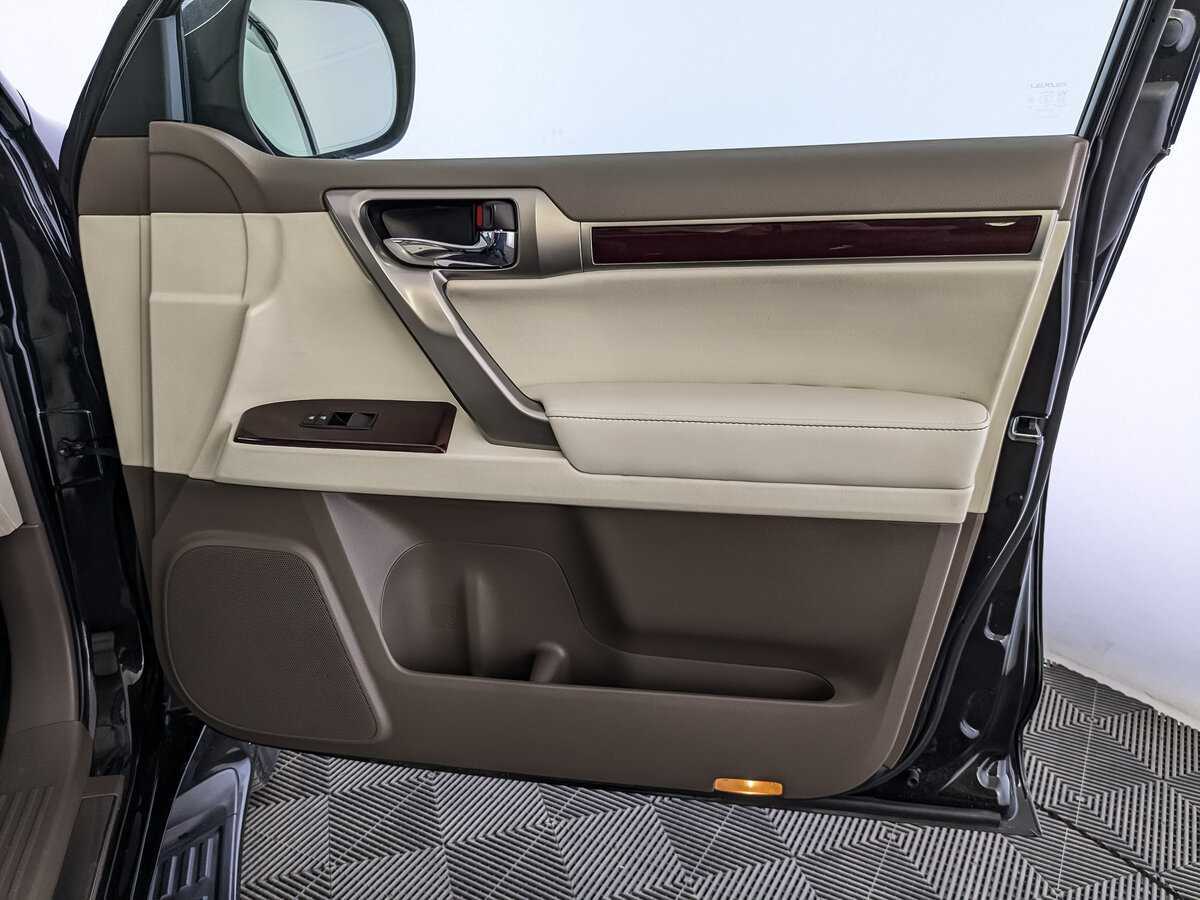 Lexus GX с пробегом — 2017 год. Фото: #24