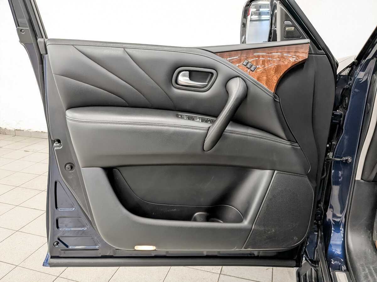 Infiniti QX80 с пробегом — 2017 год. Фото: #17