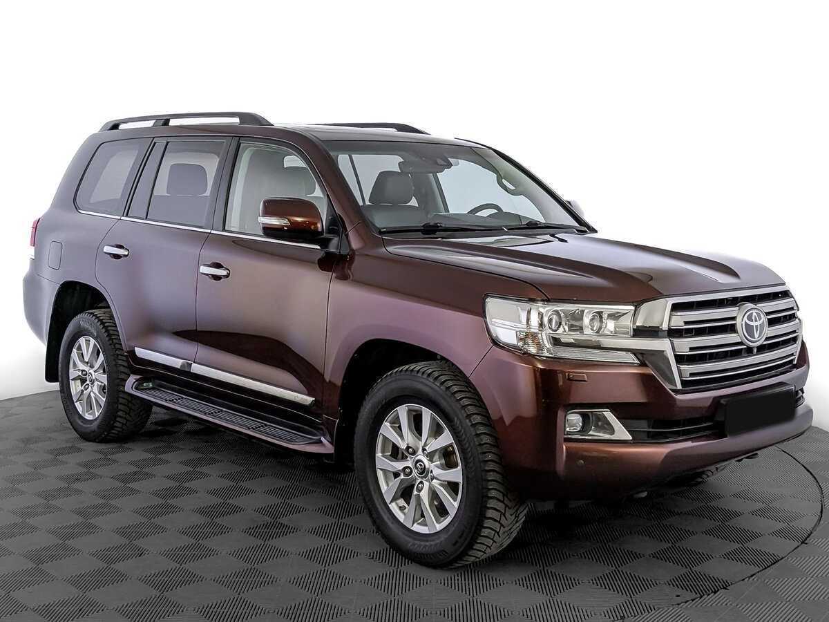 Toyota Land Cruiser с пробегом — 2018 год. Фото: #2